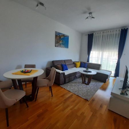 Lux Apartment Talija Budva Luaran gambar
